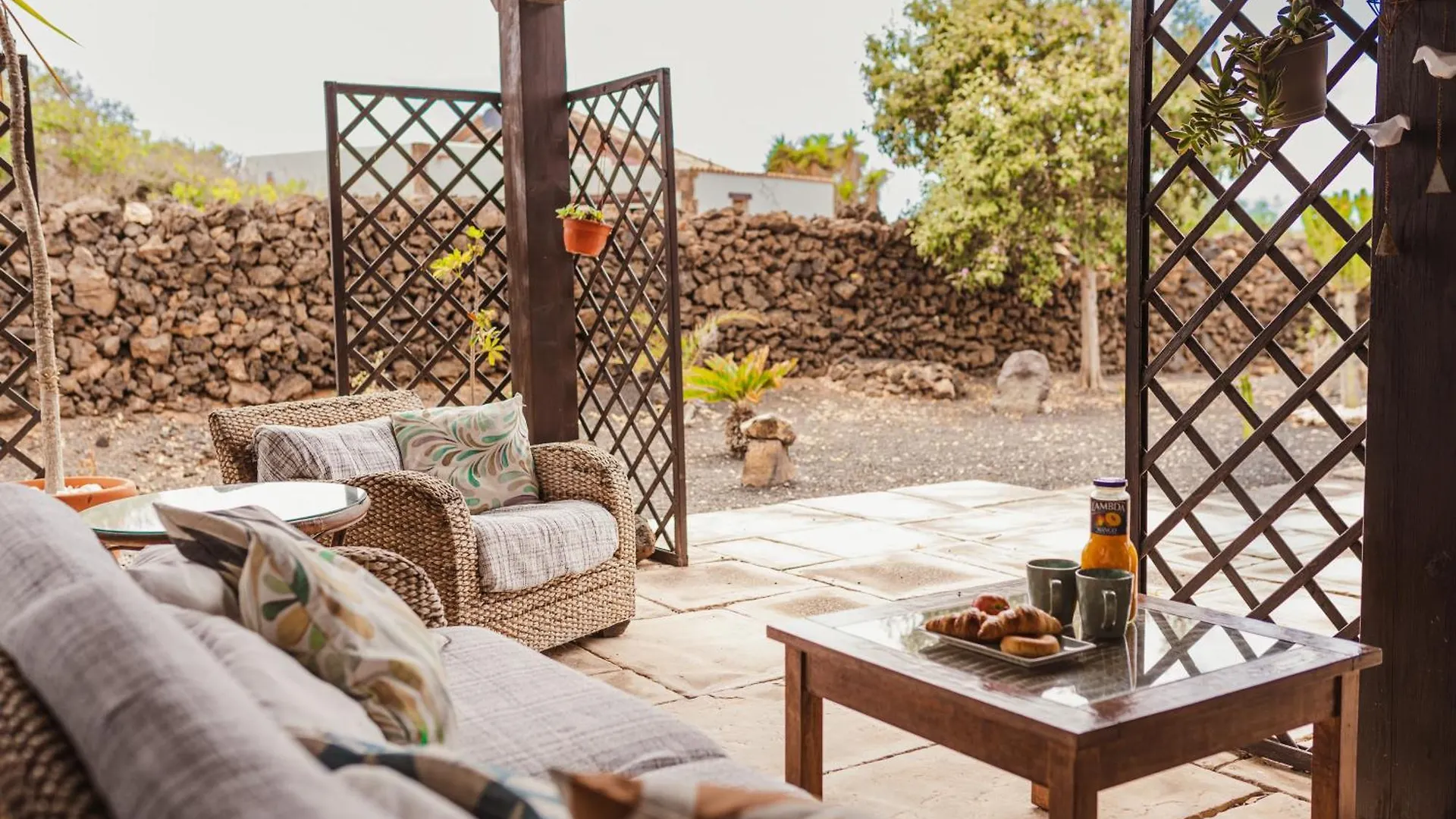 Villa Buena Vista With Heated Indoor Pool In El Roque La Oliva
