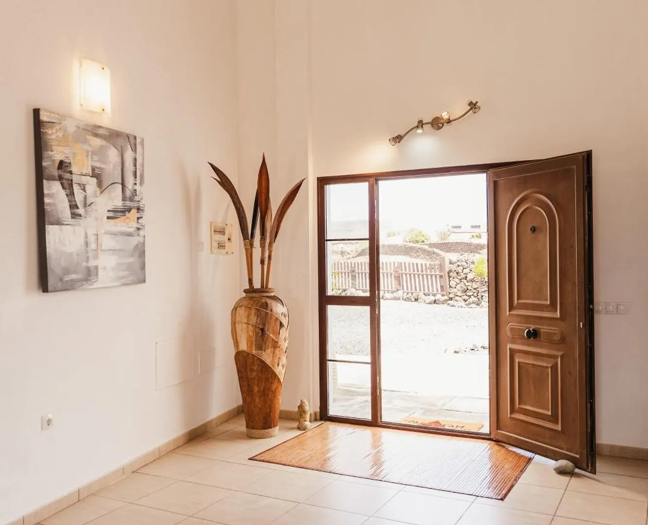 Villa Buena Vista With Heated Indoor Pool In El Roque La Oliva